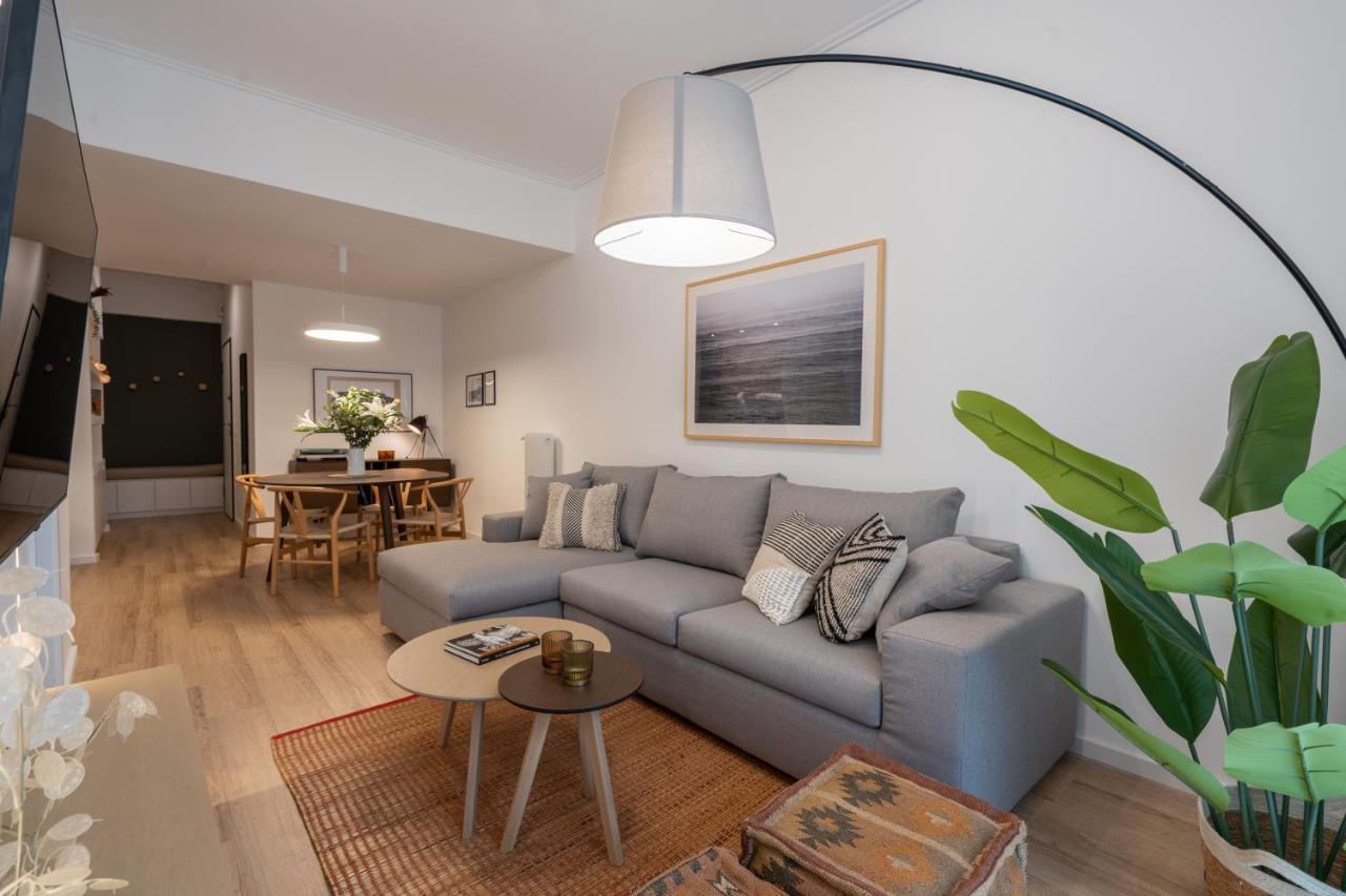 Unique 2 Bedrooms Apartment, Steps To Plaka And City Center Atenas Exterior foto