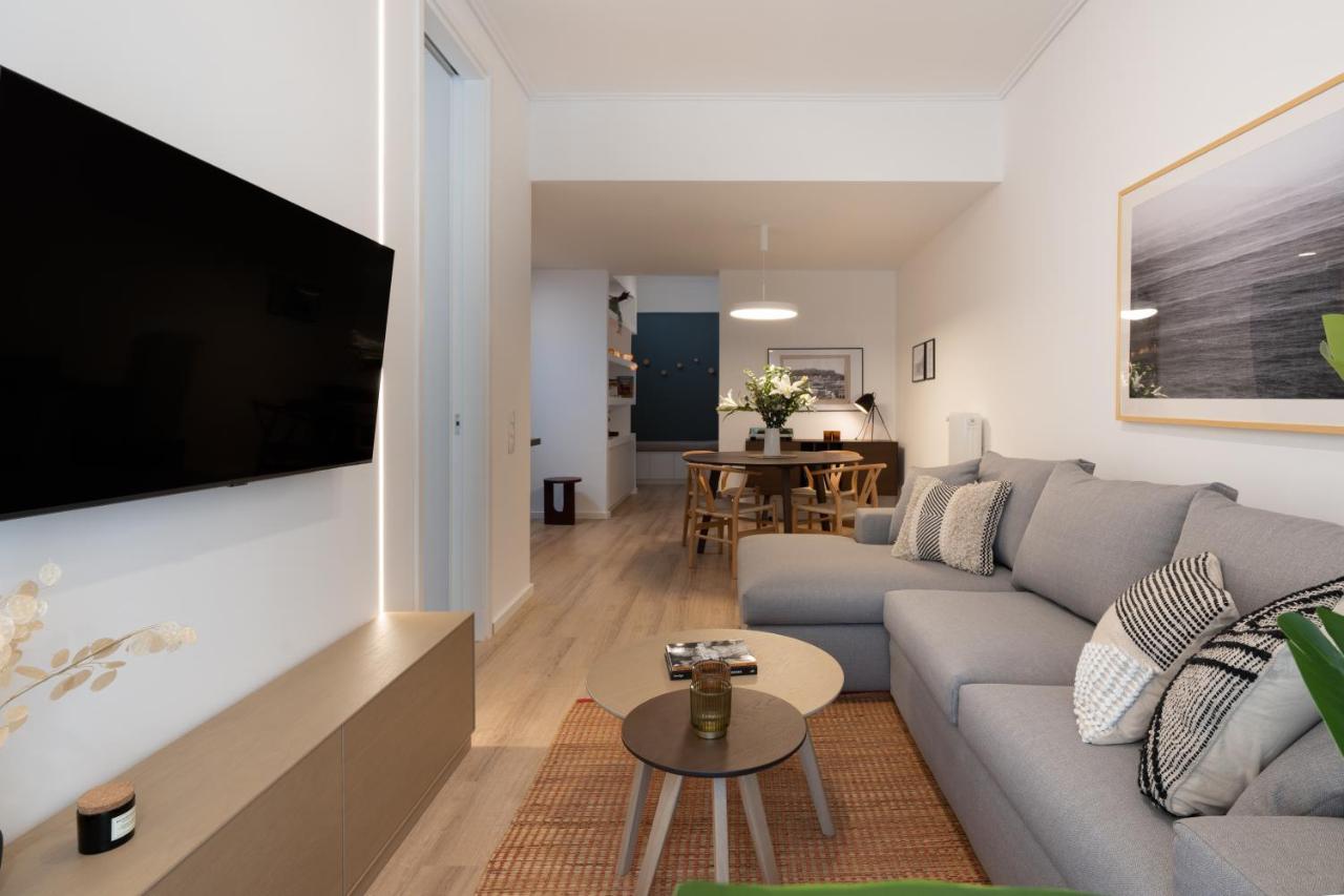 Unique 2 Bedrooms Apartment, Steps To Plaka And City Center Atenas Exterior foto